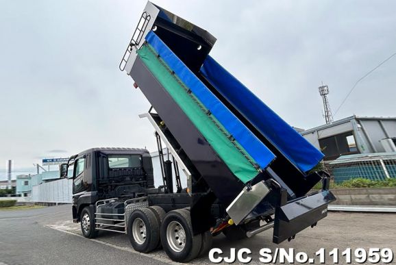 Mitsubishi Super Great in Black for Sale Image 1