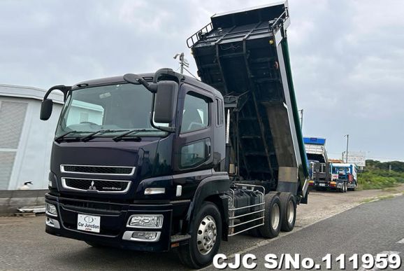 Mitsubishi Super Great in Black for Sale Image 3