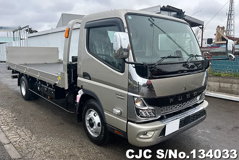 Mitsubishi / Canter 2026