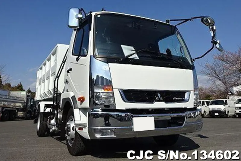 Mitsubishi / Fuso Fighter 2025