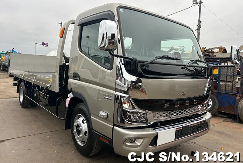 Mitsubishi / Canter 2026