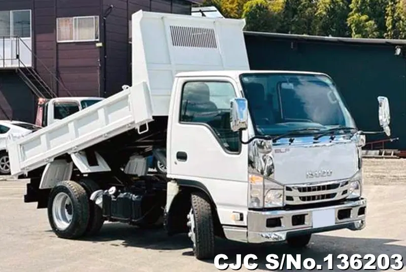 Isuzu / Elf 2012