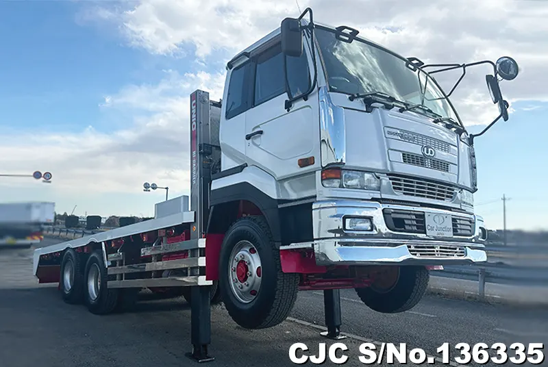 Nissan / UD 2004