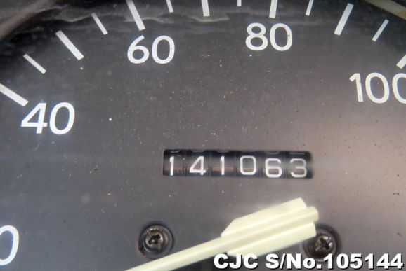 Daihatsu Hijet in White for Sale Image 12