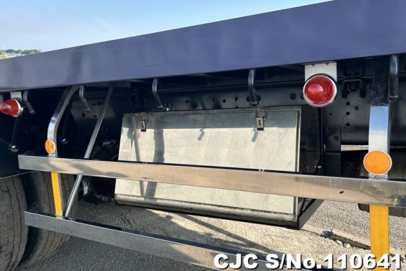 Mitsubishi Super Great in Blue for Sale Image 23